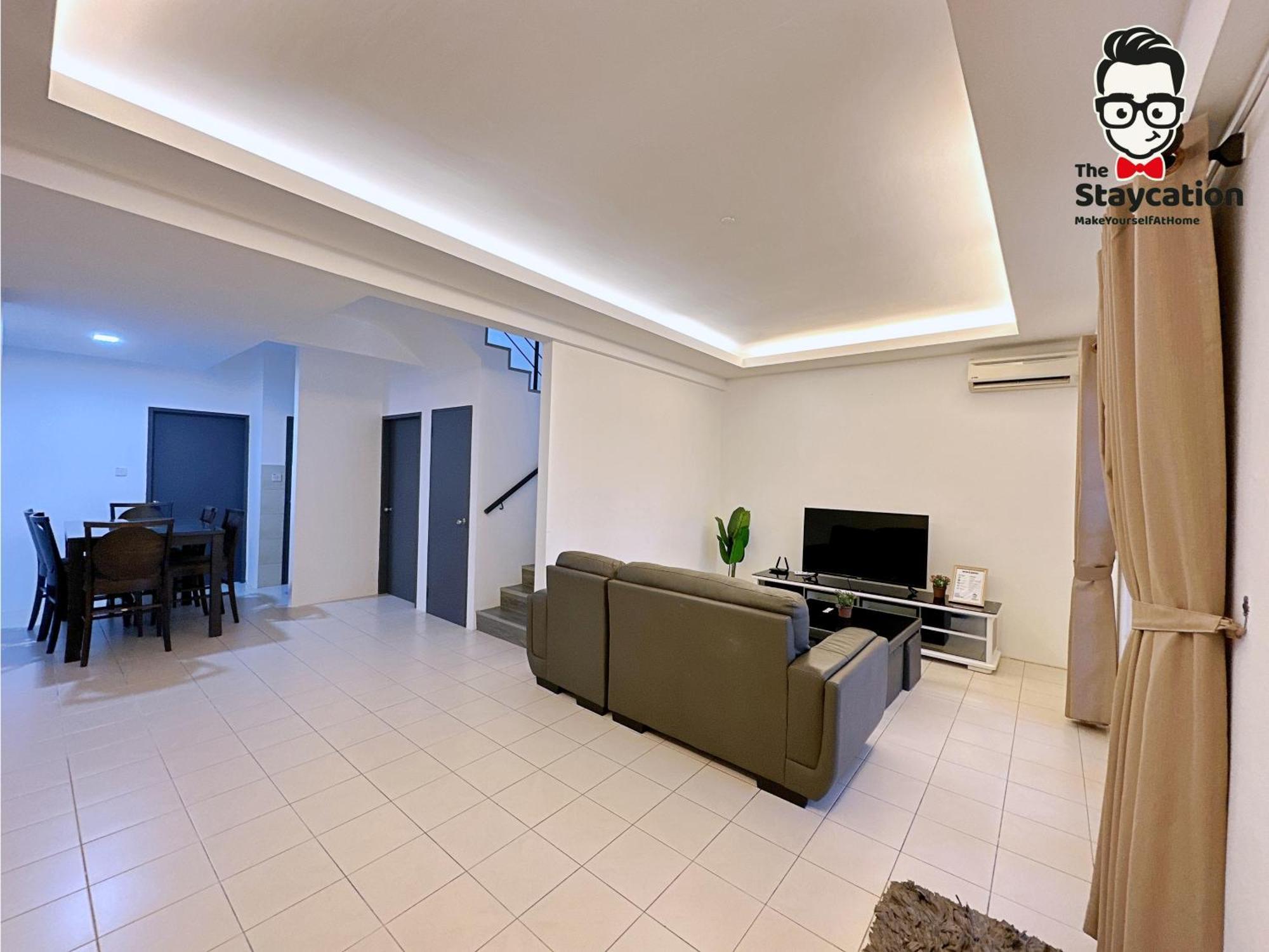 Staycation Homestay 15 Kch City Mall Landed House Kuching Exterior photo